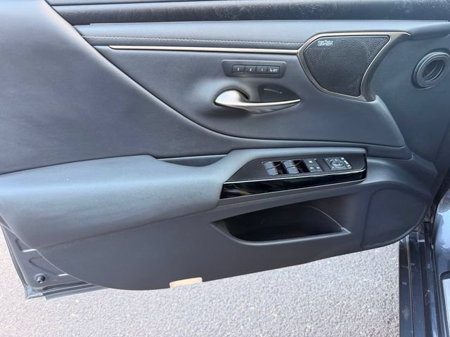 Certified 2024 Lexus ES 300h Ultra Luxury w/ Accessory Package (Z1) FWD image 13