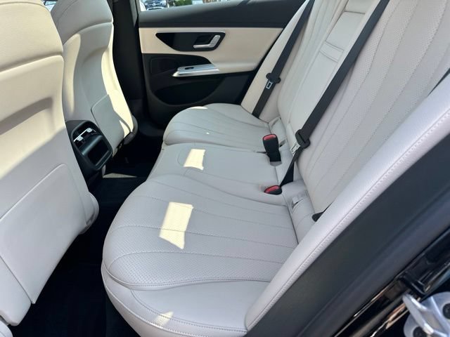 Used 2026 Mercedes-Benz E 350 Sedan image 25