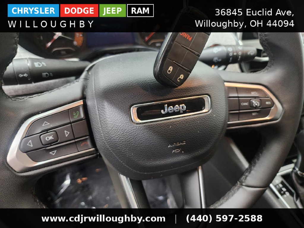Used 2024 Jeep Compass Latitude AWD/4WD image 40