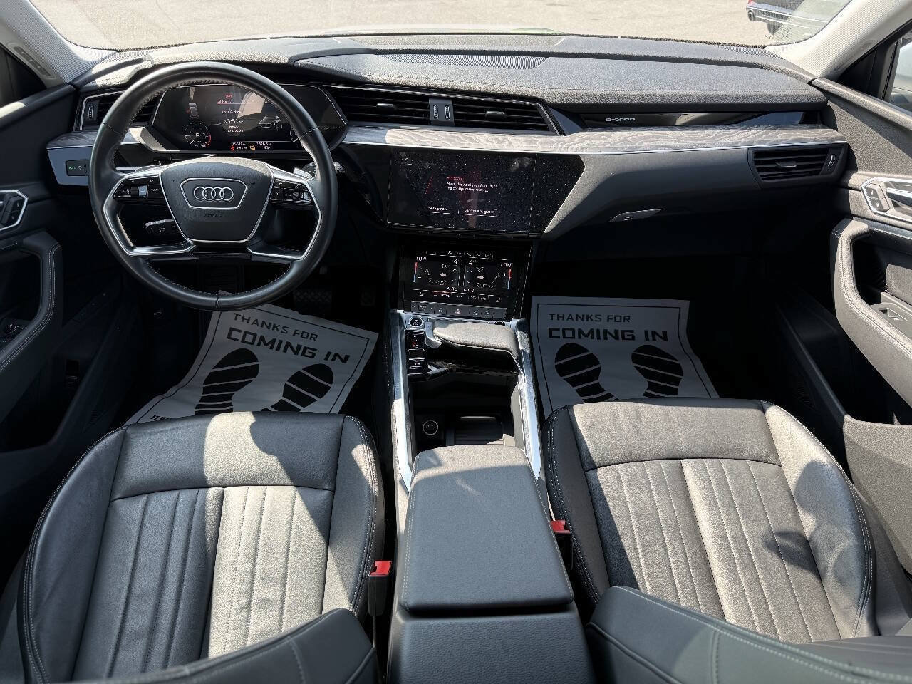 Used 2021 Audi e-tron Premium w/ Convenience Plus Package AWD/4WD image 18