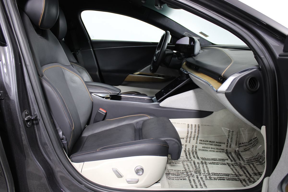Used 2023 Lucid Air Touring AWD/4WD image 9