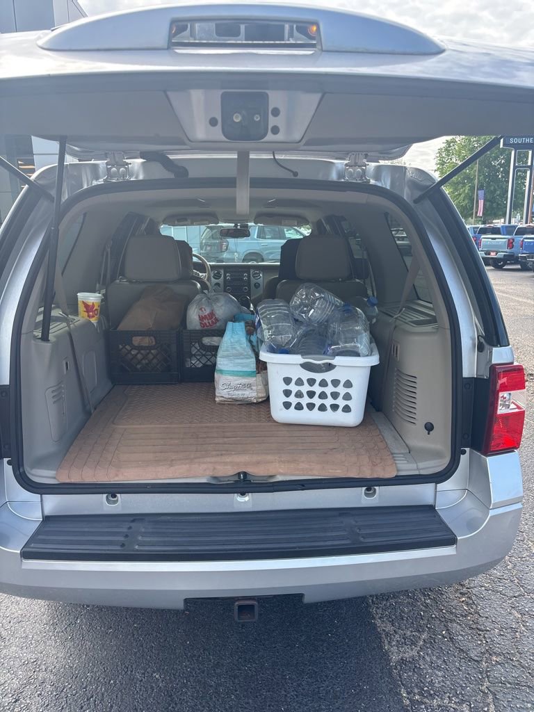 Used 2010 Ford Expedition Limited RWD image 7