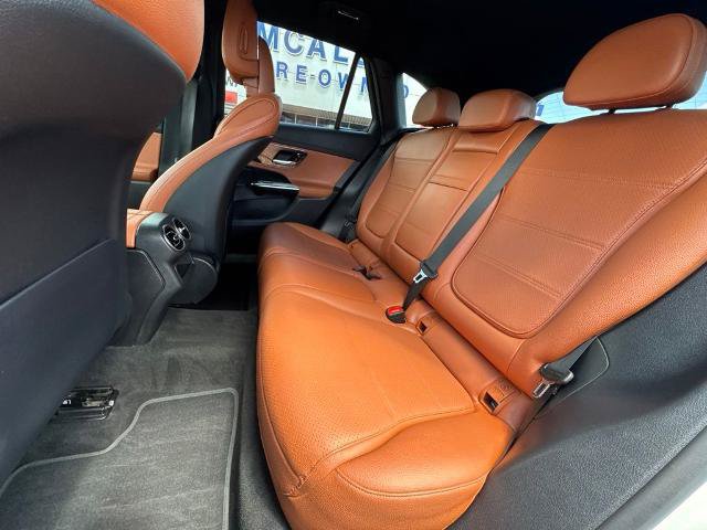 Used 2024 Mercedes-Benz GLC 300 4MATIC image 19