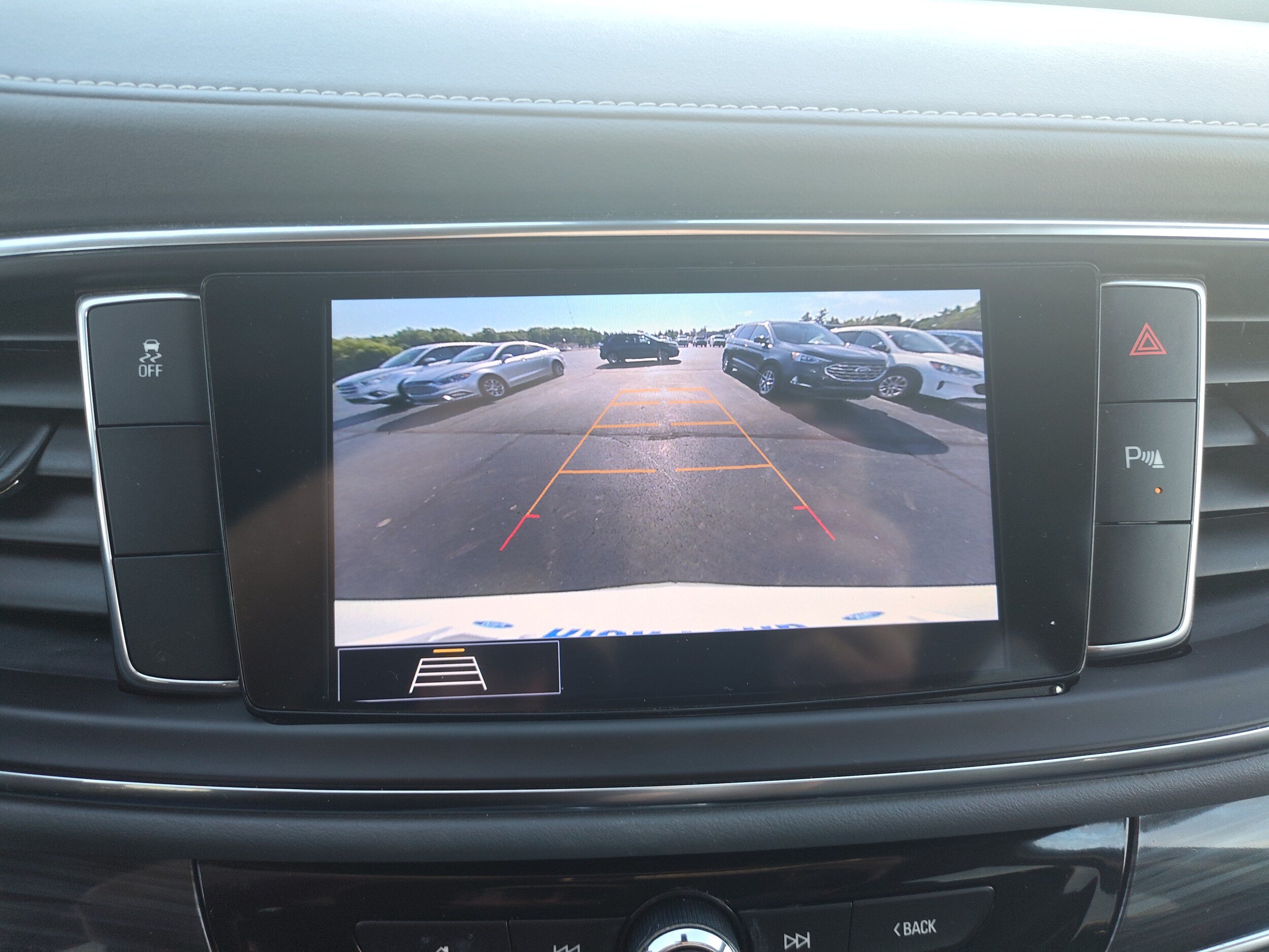 Used 2021 Buick Enclave Preferred FWD image 24