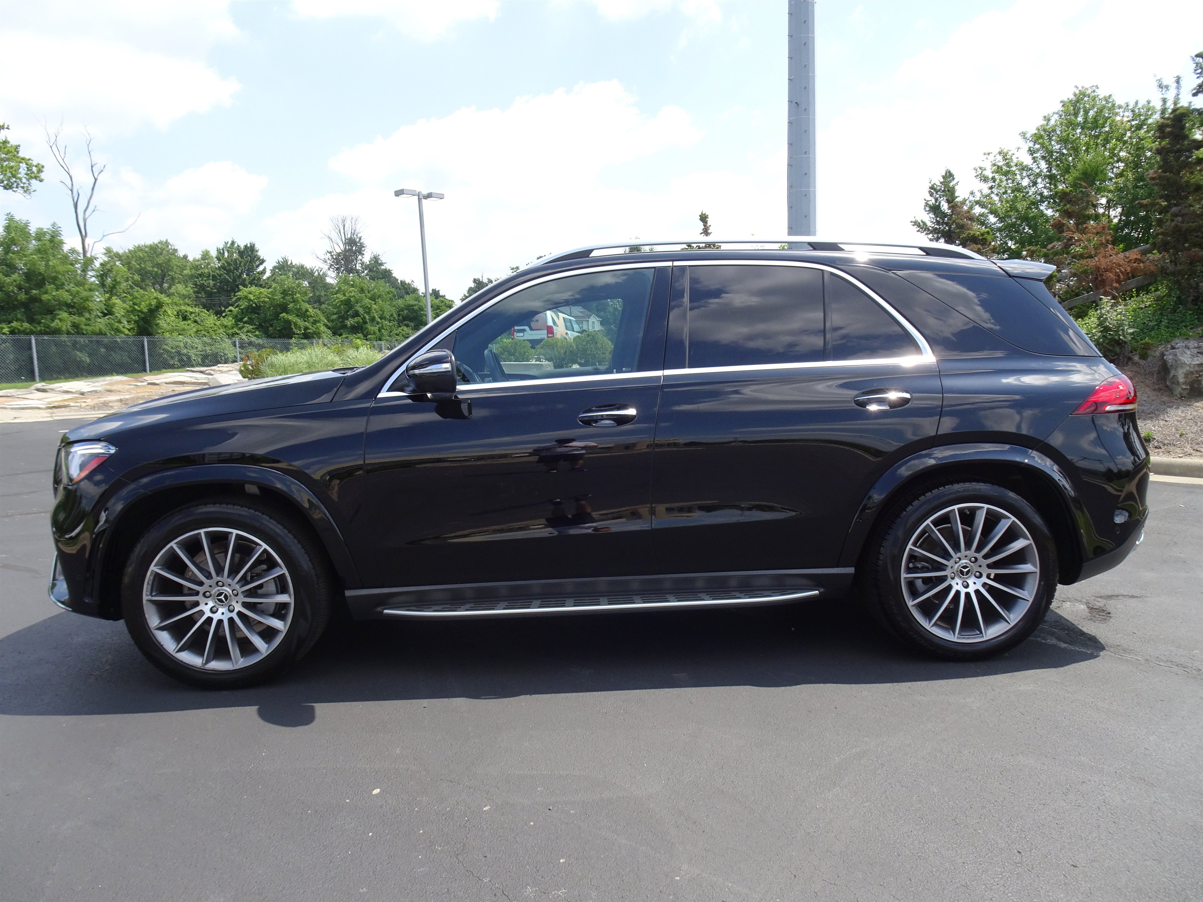 Used 2023 Mercedes-Benz GLE 350 4MATIC image 7