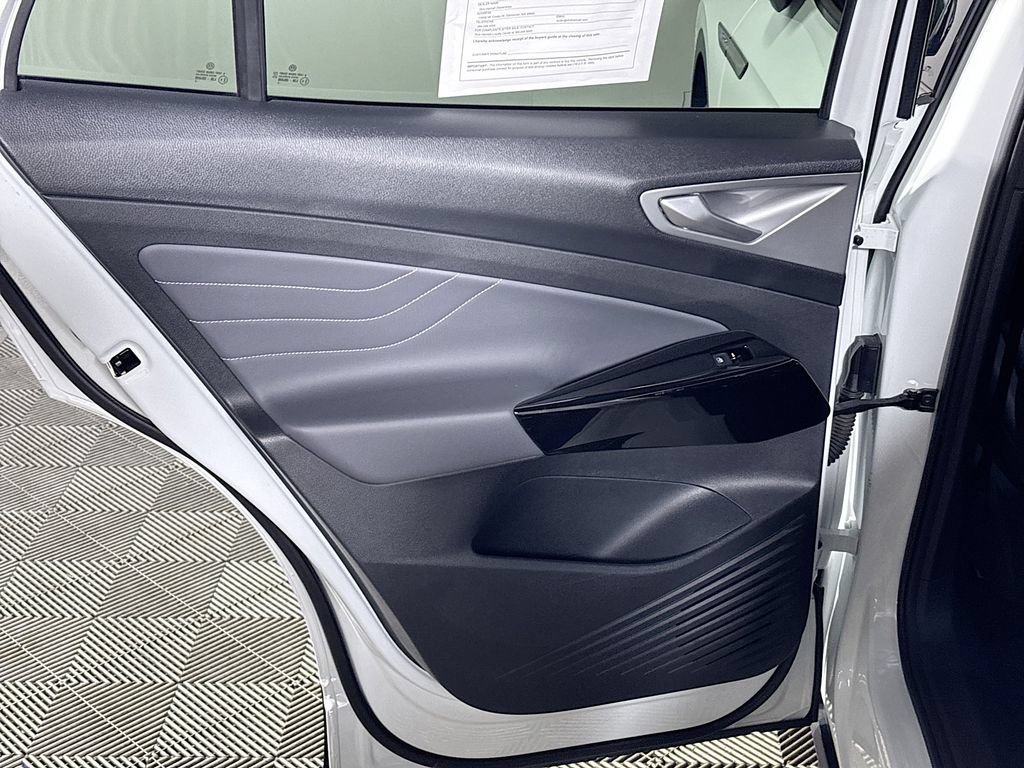 Certified 2023 Volkswagen ID.4 Pro S Plus AWD/4WD image 21