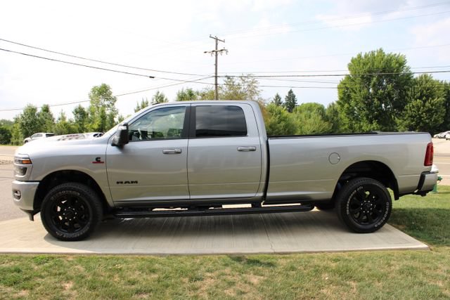 Used 2025 RAM 2500 Laramie AWD/4WD image 38