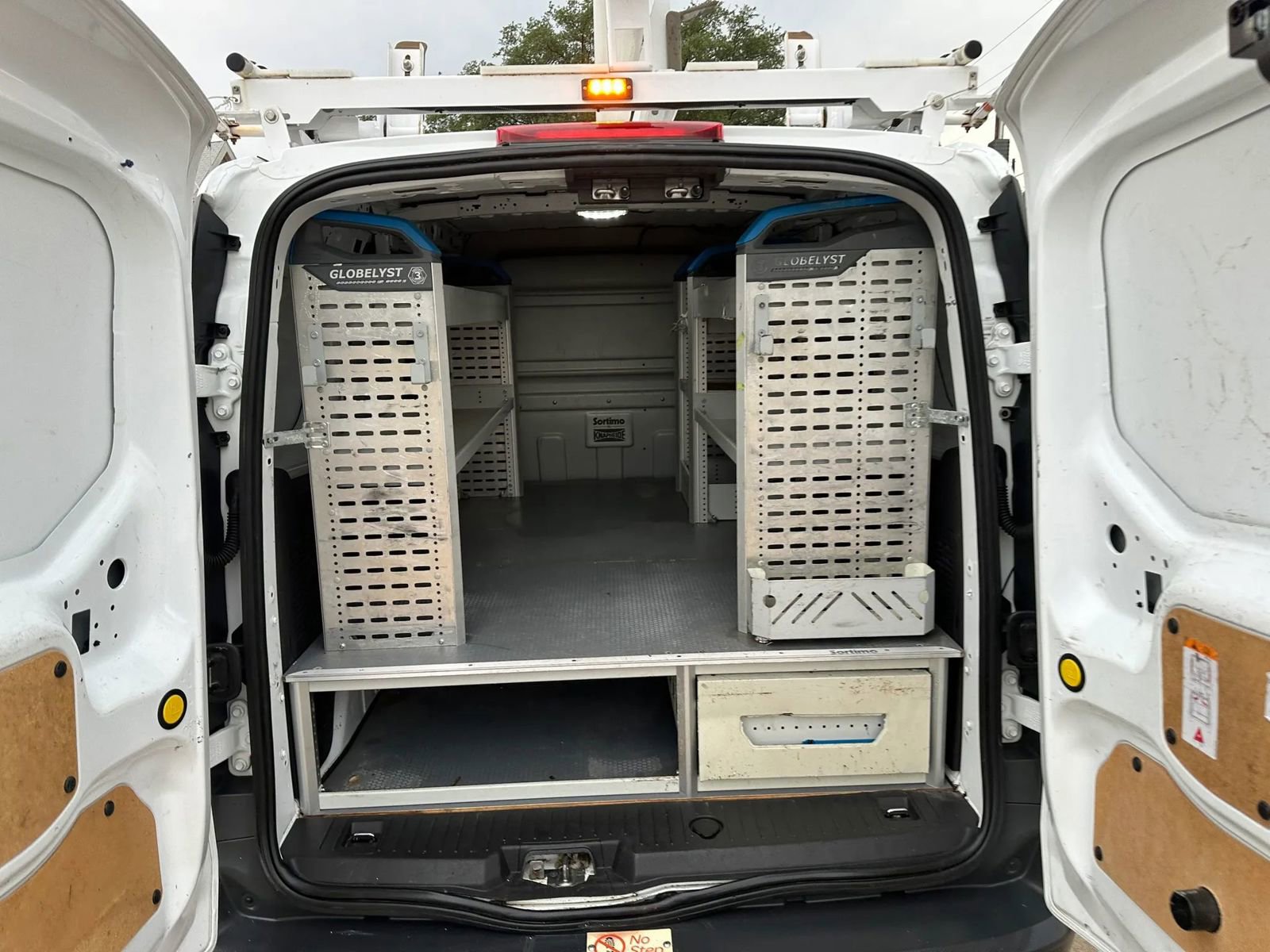 Used 2016 Ford Transit Connect XL FWD image 20
