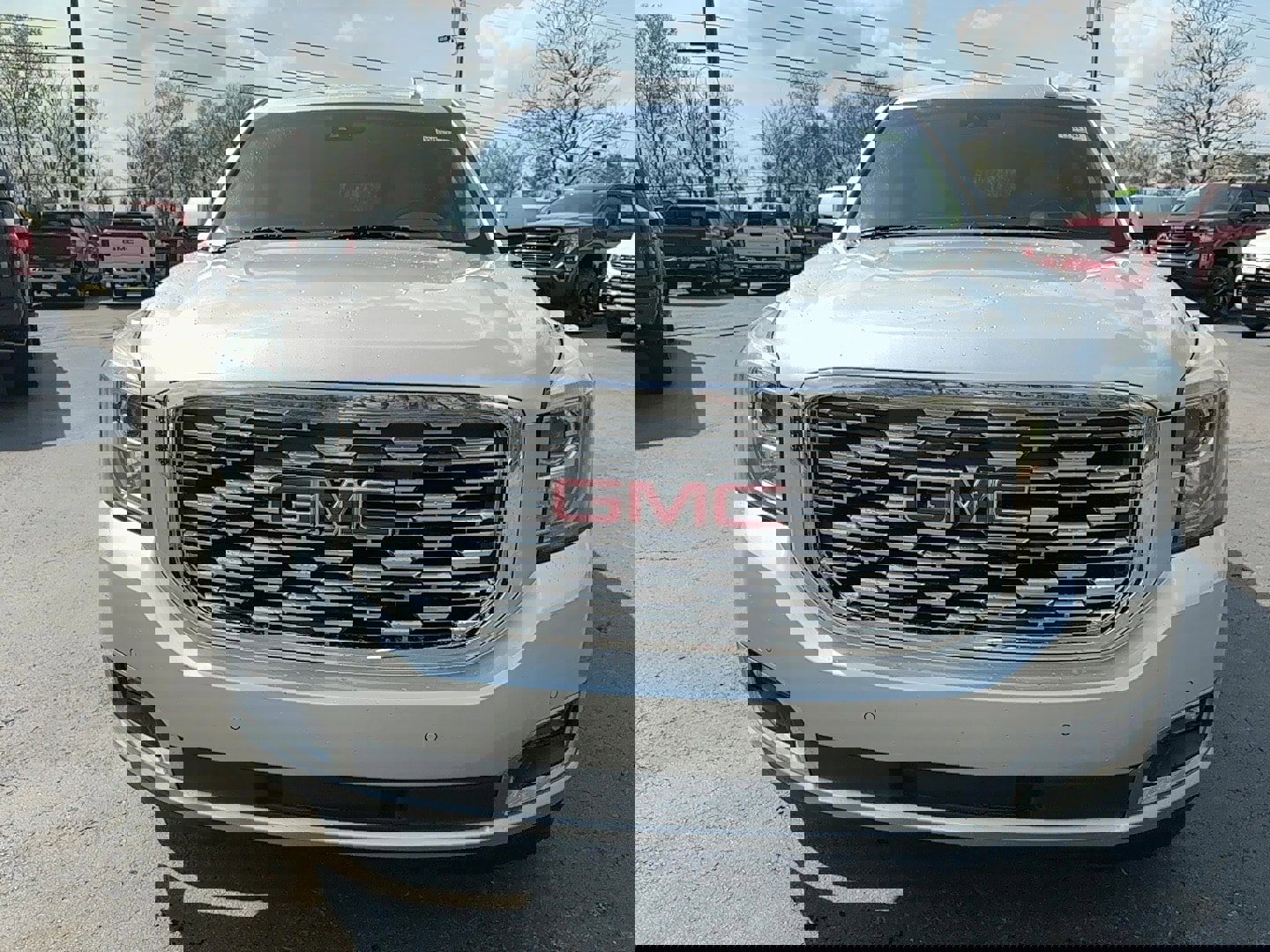 Used 2019 GMC Yukon XL Denali w/ Denali Ultimate Package image 3