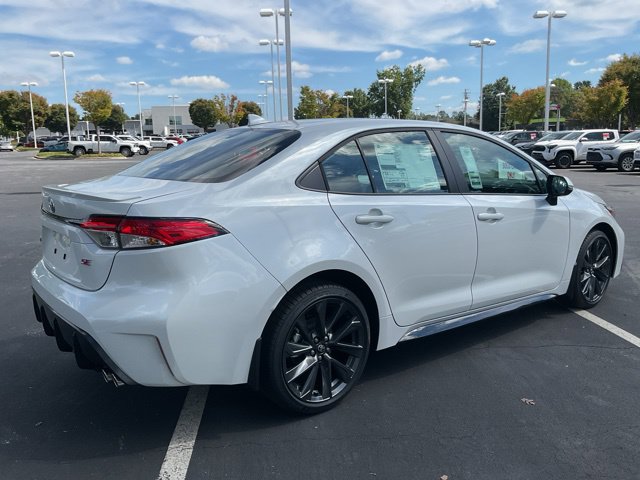 New 2027 Toyota Corolla SE FWD image 6