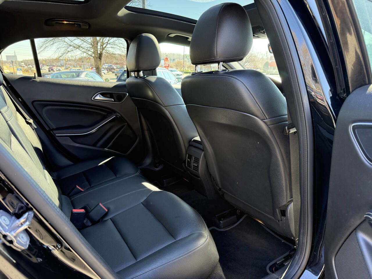 Used 2019 Mercedes-Benz GLA 250 image 15