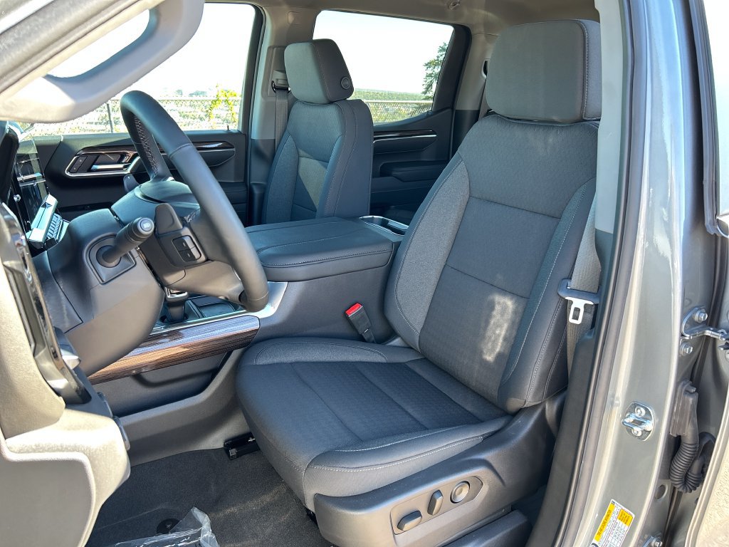 New 2026 Chevrolet Silverado 1500 RST w/ Texas Edition Plus AWD/4WD image 16