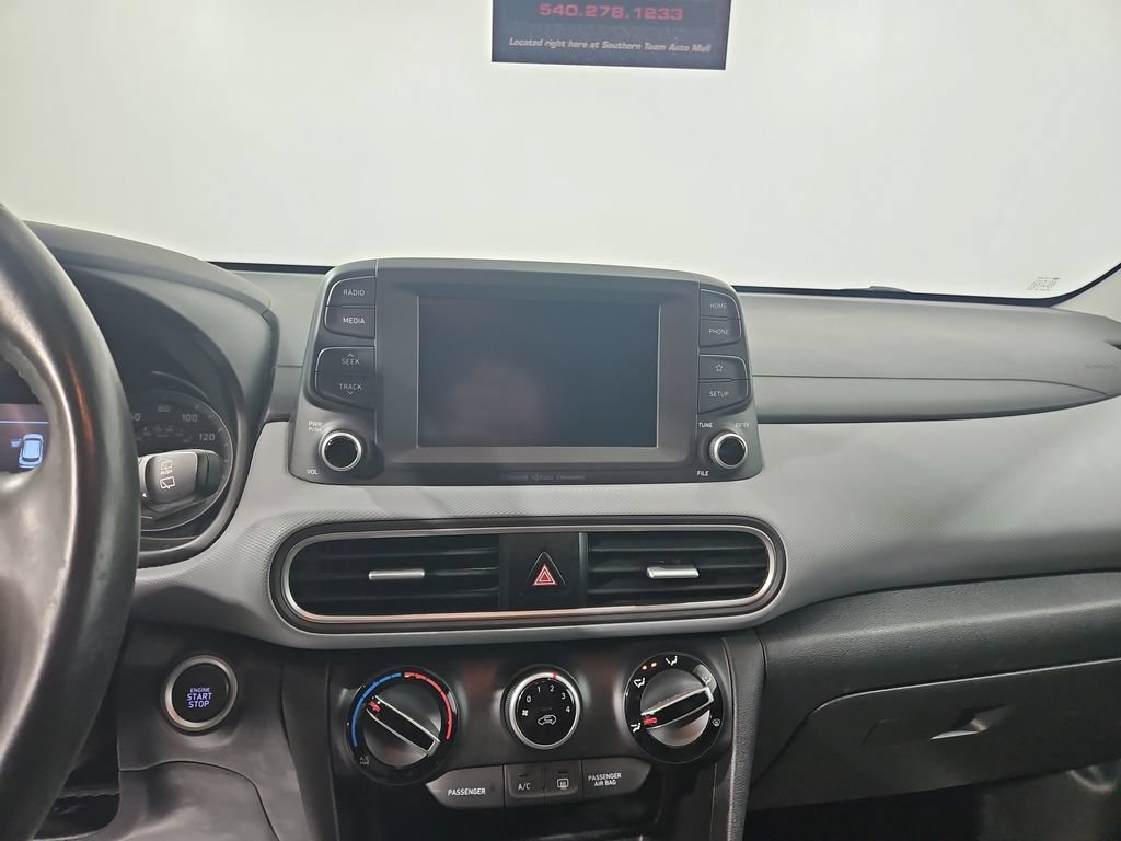 Used 2021 Hyundai Kona SEL w/ Cargo Package FWD image 19