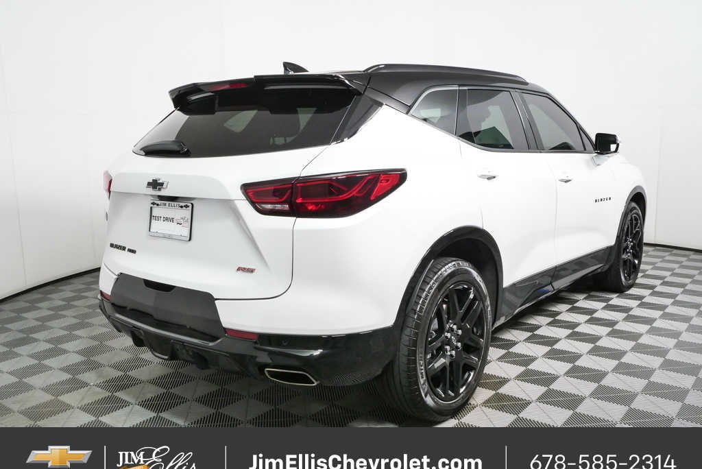 Used 2023 Chevrolet Blazer RS w/ Driver Confidence II Package AWD/4WD image 3