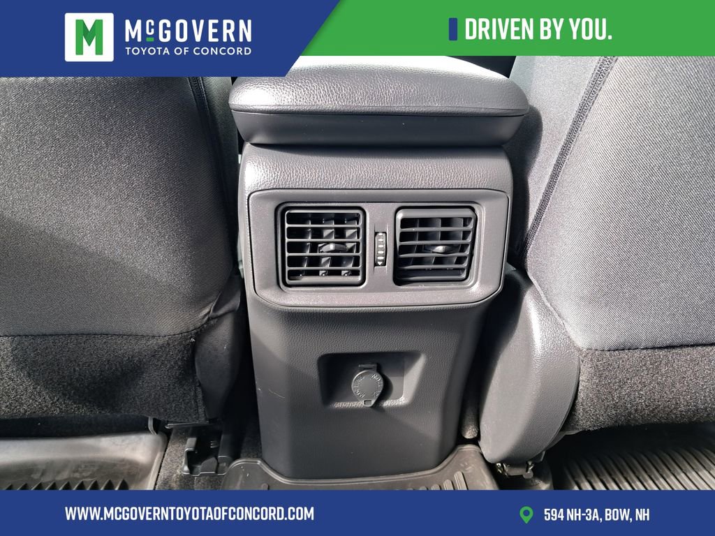 Used 2024 Toyota RAV4 LE AWD/4WD image 18