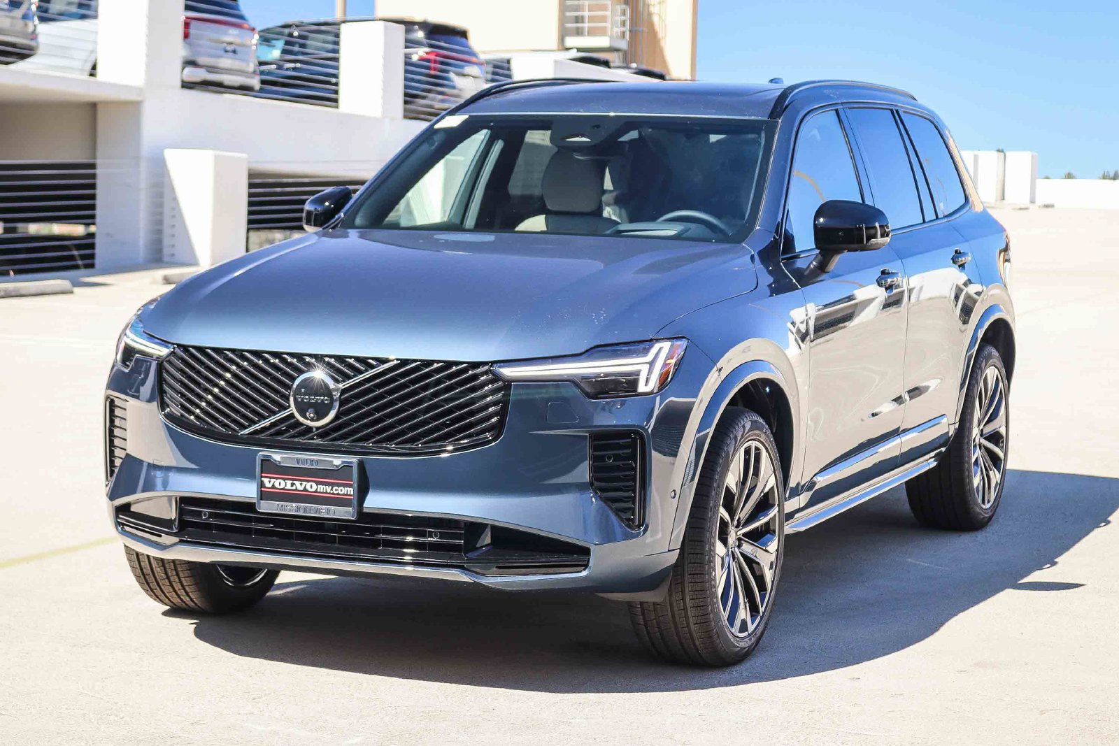 New 2027 Volvo XC90 B6 Ultra AWD/4WD image 3