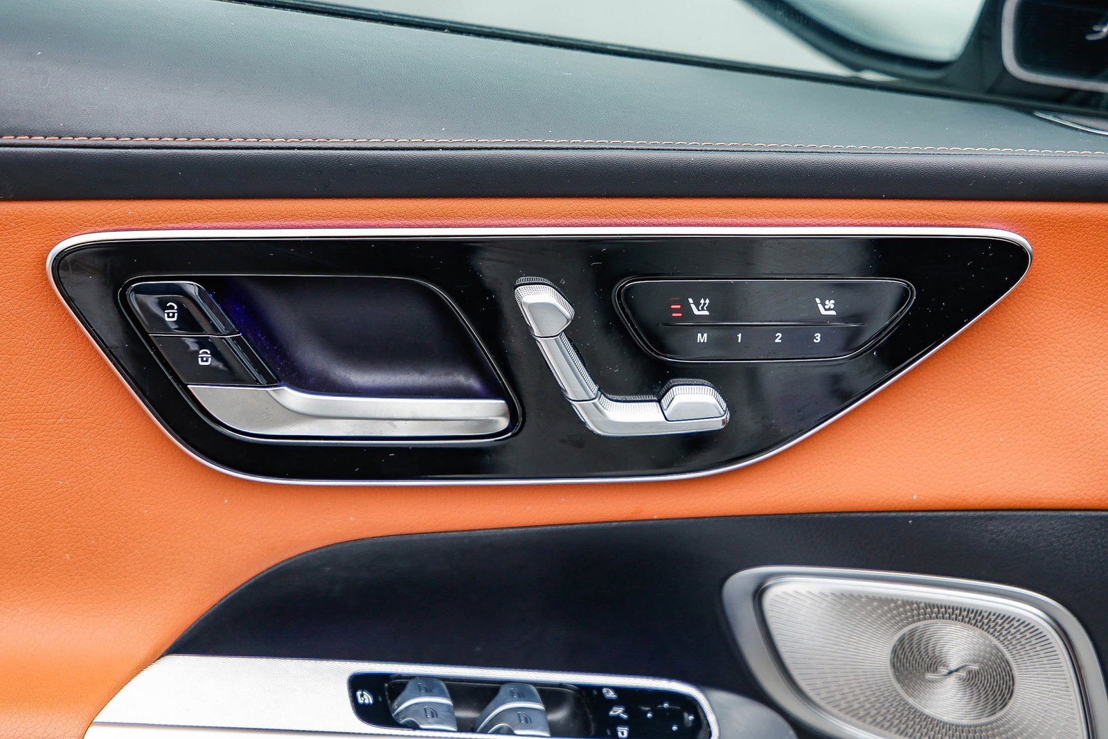 Certified 2023 Mercedes-Benz GLC 300 image 22