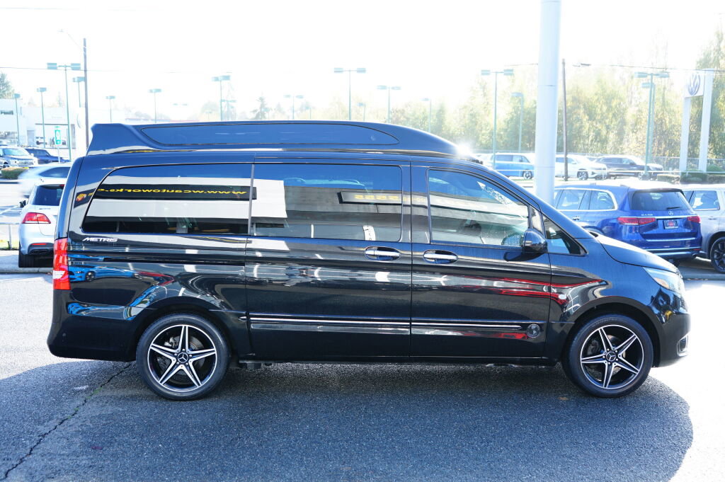 Used 2016 Mercedes-Benz Metris Passenger image 6