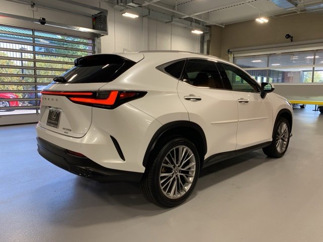 Used 2022 Lexus NX 350h AWD image 8