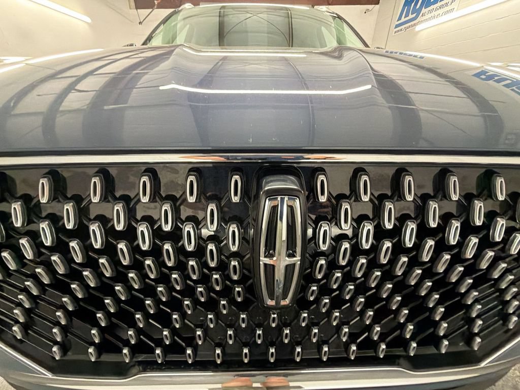 Used 2026 Lincoln Aviator 2WD image 30