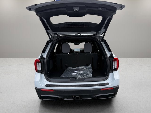 New 2026 Ford Explorer ST-Line AWD/4WD image 7