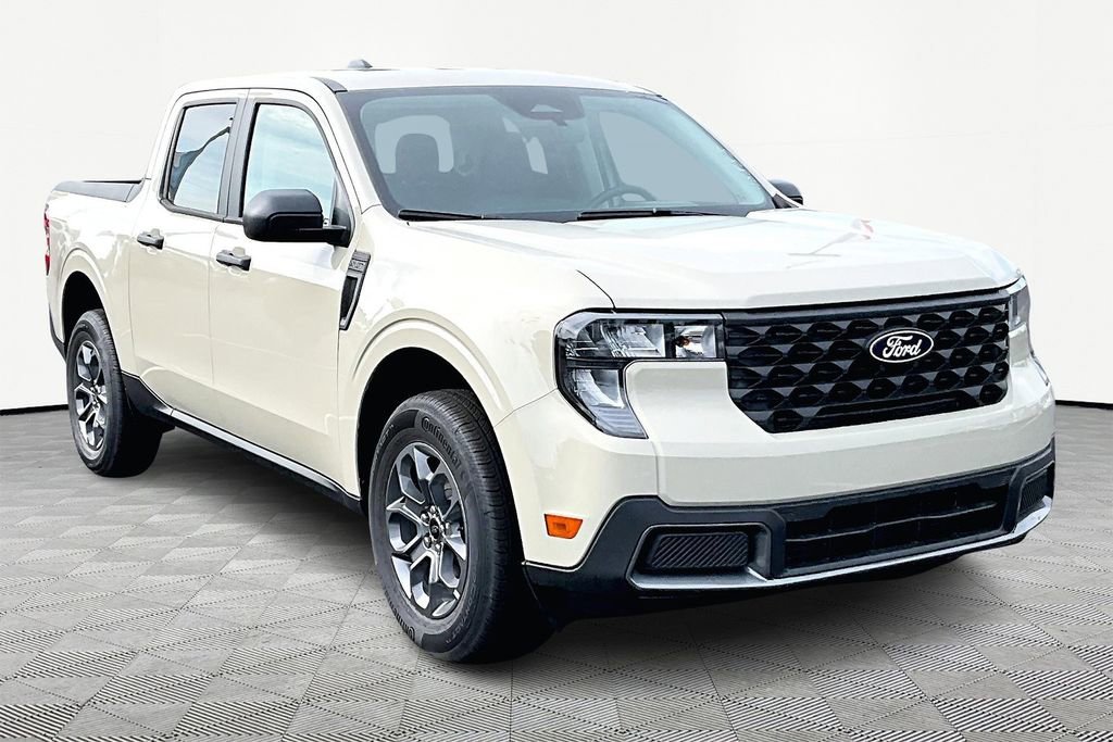 New 2025 Ford Maverick XLT