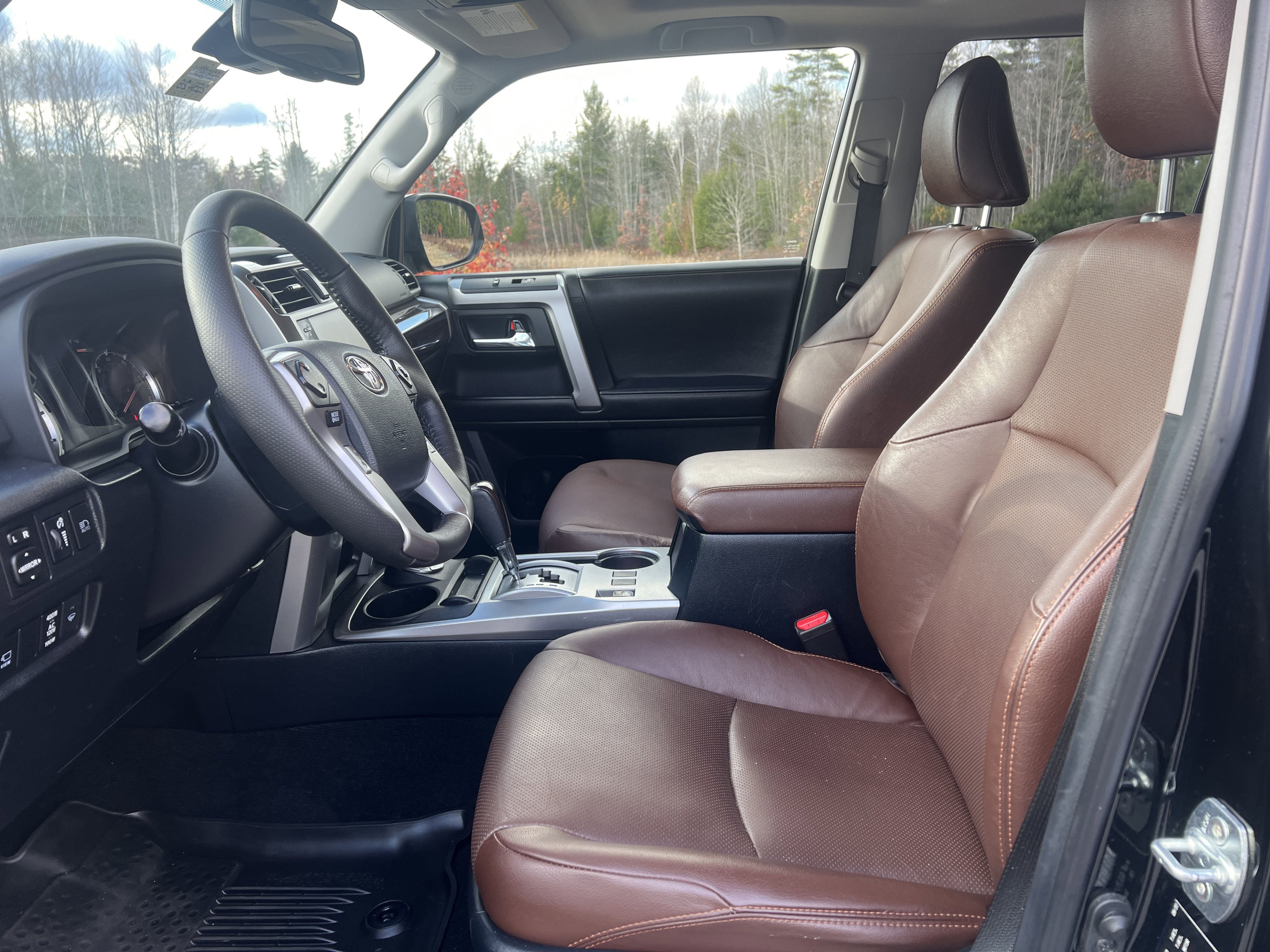 Used 2023 Toyota 4Runner Limited image 14