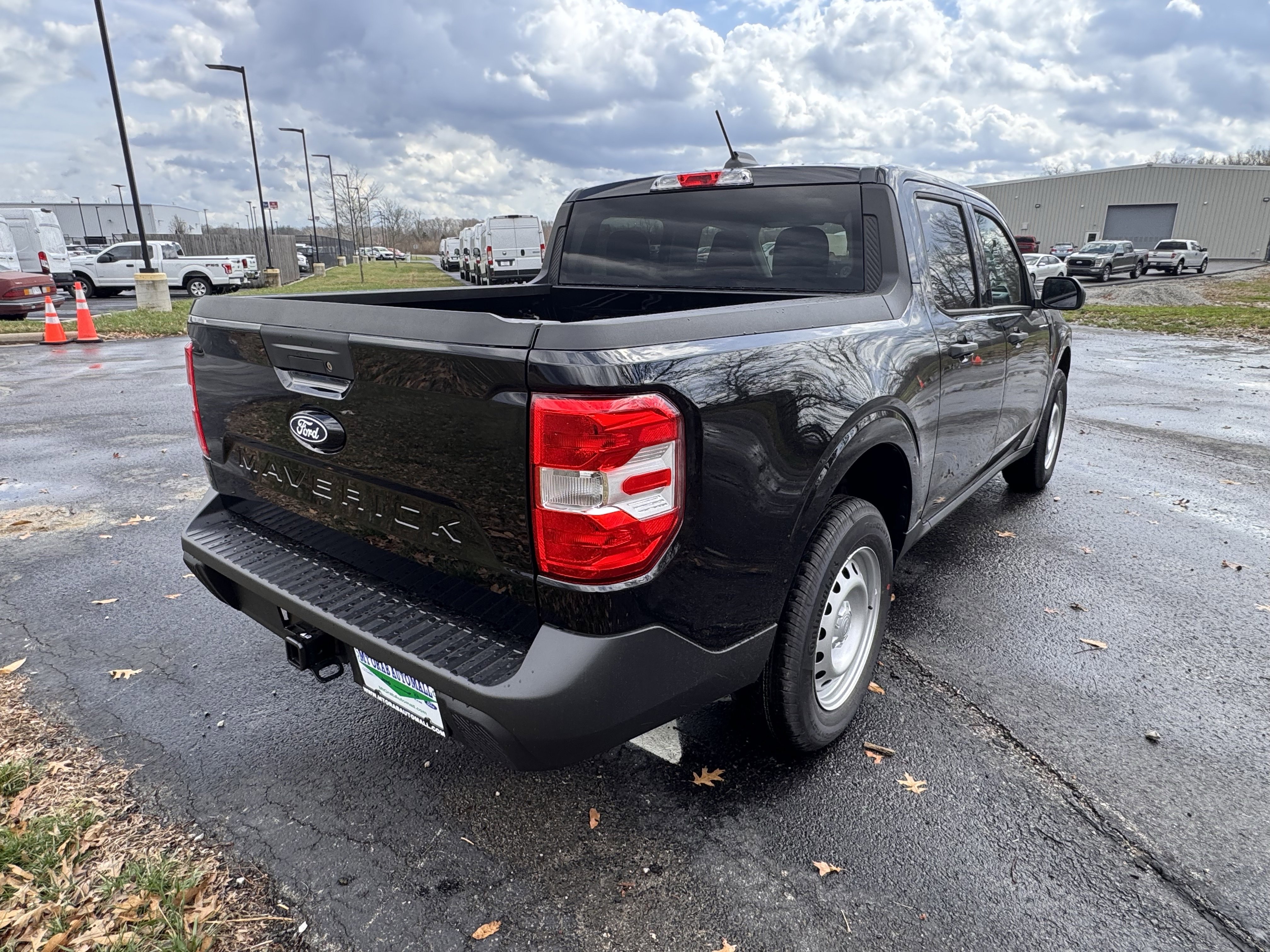 New 2026 Ford Maverick XL image 3
