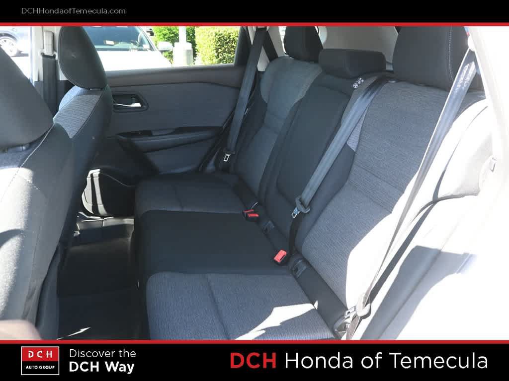 Used 2022 Nissan Rogue SV FWD image 19