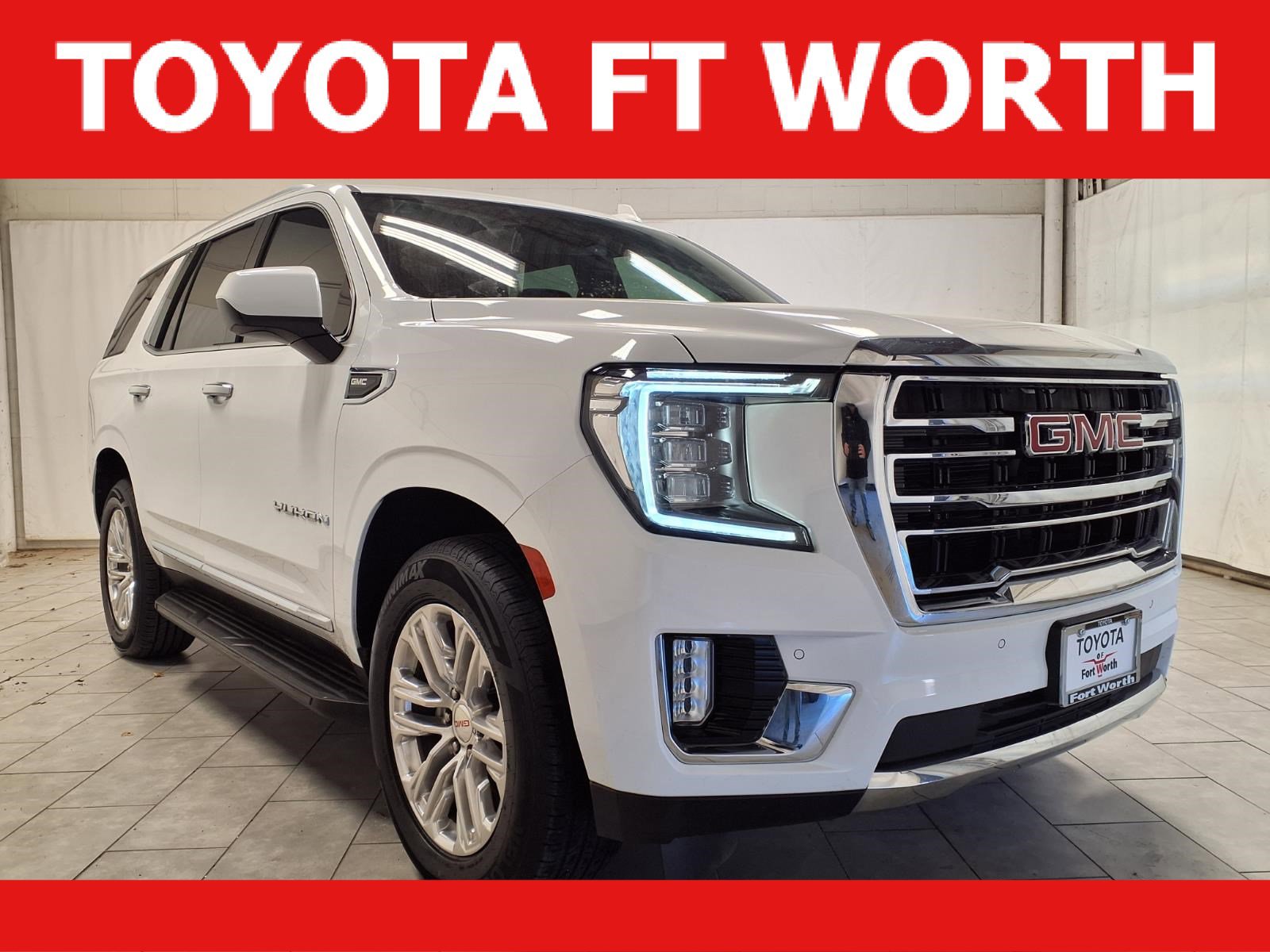 Used 2022 GMC Yukon SLT image 1