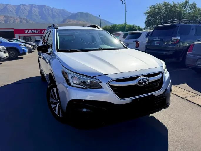 Used 2020 Subaru Outback AWD/4WD image 2
