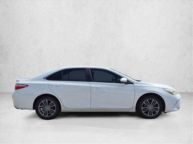 Used 2016 Toyota Camry SE FWD image 4