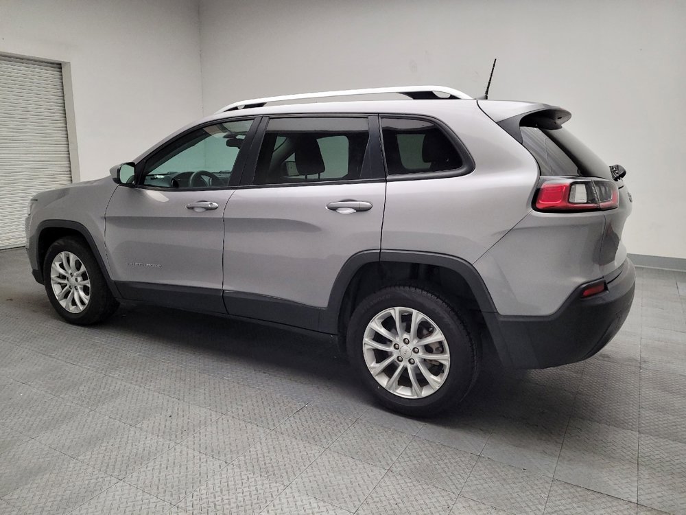 Used 2020 Jeep Cherokee Latitude image 3
