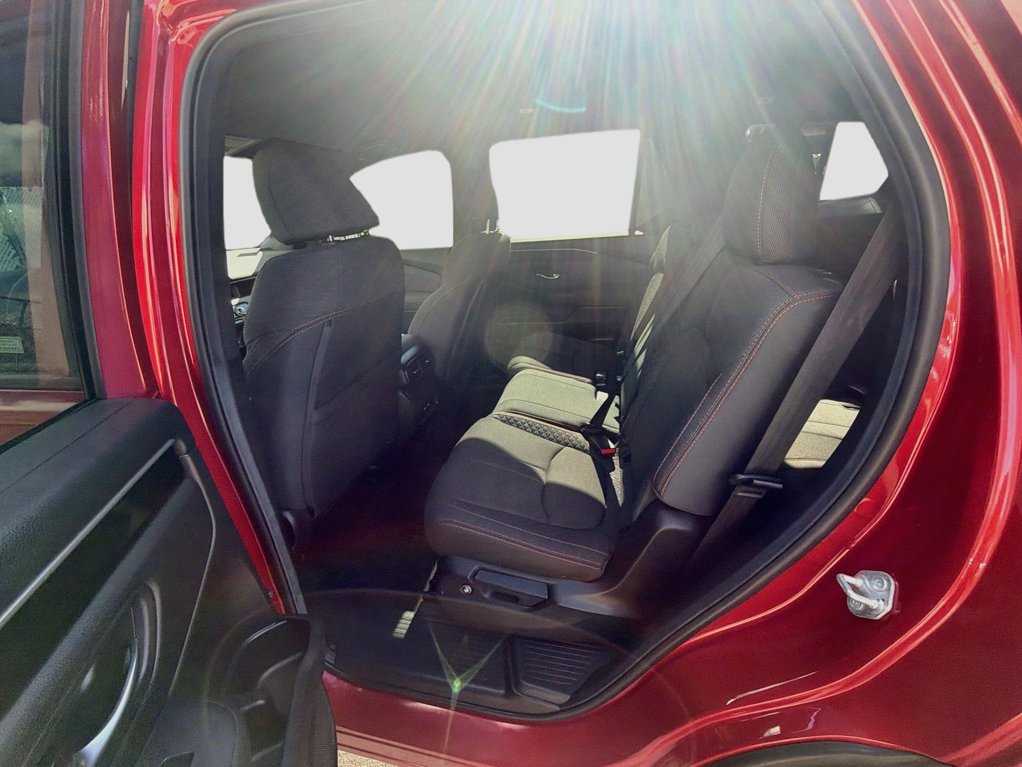 Used 2025 Honda Pilot Sport image 23