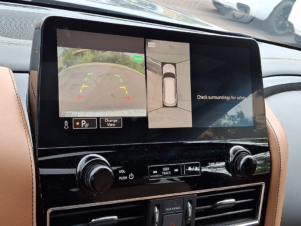 Certified 2023 INFINITI QX80 Sensory w/ Cargo Package AWD/4WD image 20