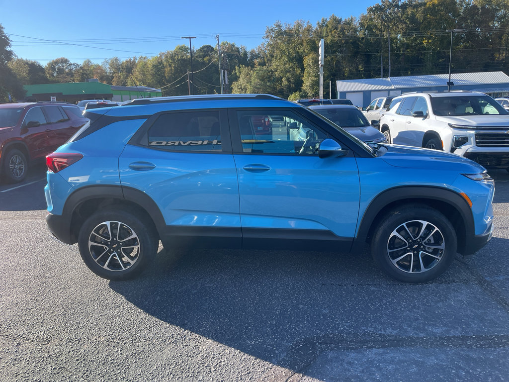 New 2026 Chevrolet TrailBlazer LT w/ Convenience Package image 2