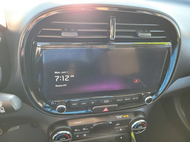 Used 2023 Kia Soul GT-Line FWD image 14