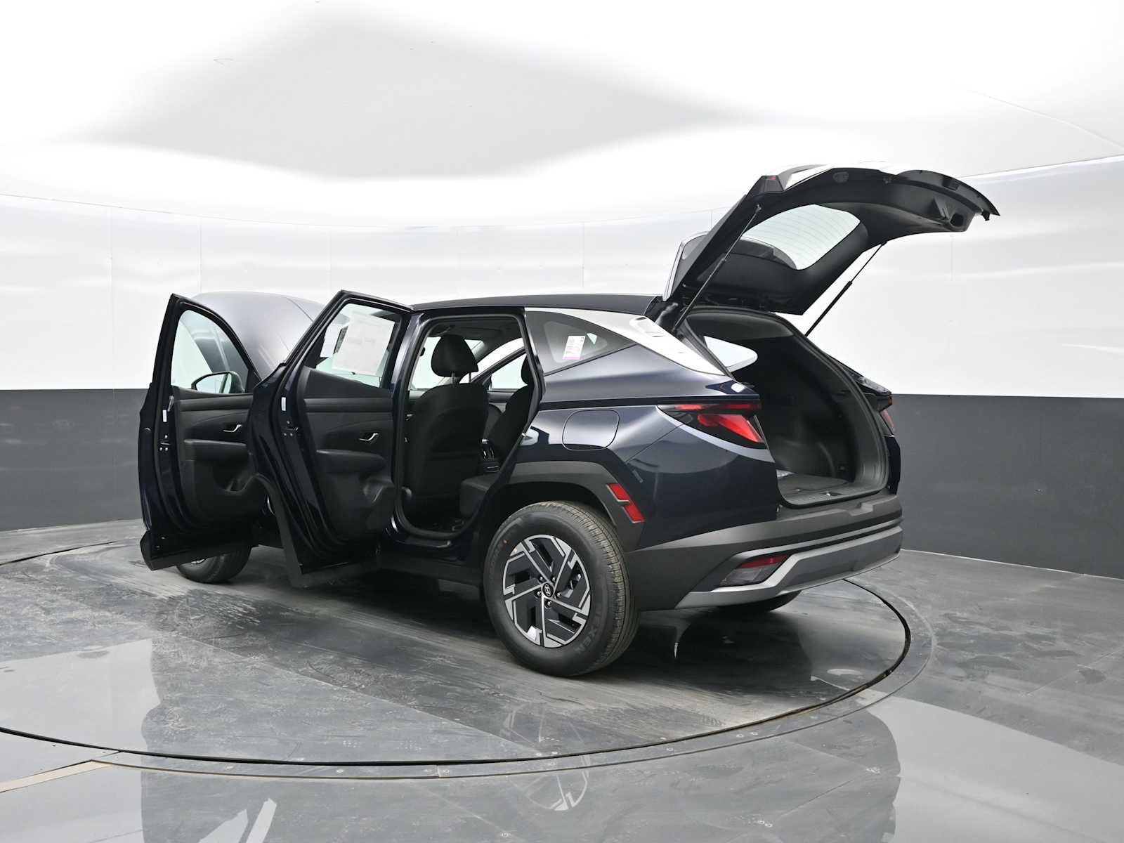 New 2026 Hyundai Tucson Blue SE image 41