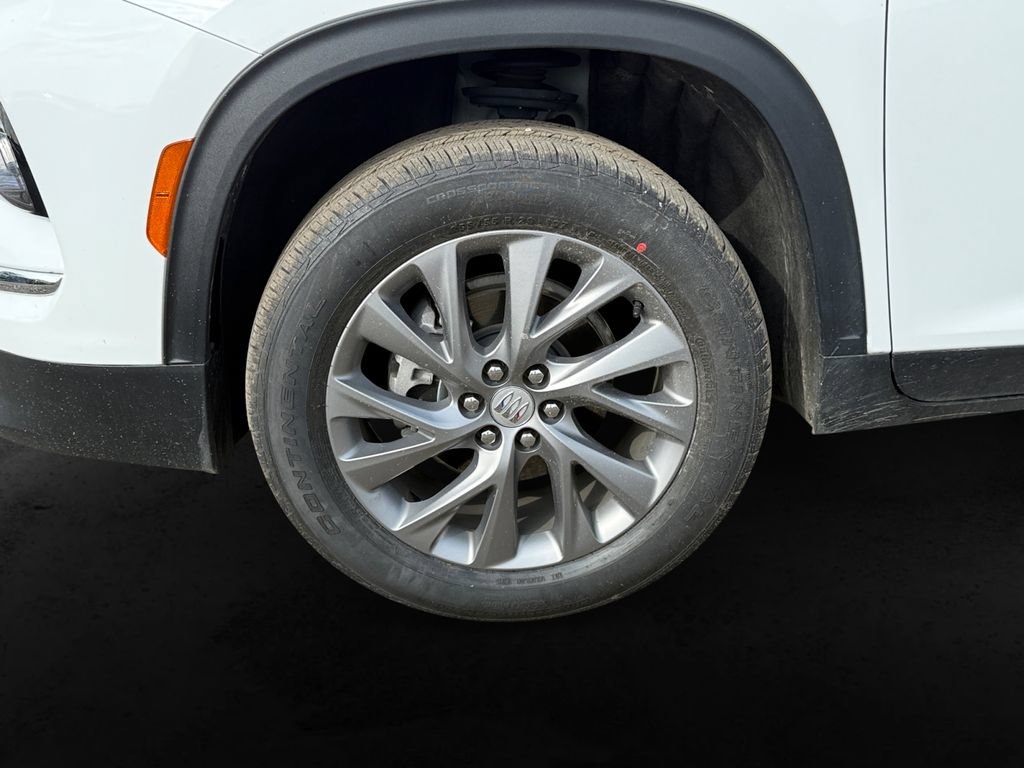 Used 2025 Buick Enclave Preferred AWD/4WD image 13
