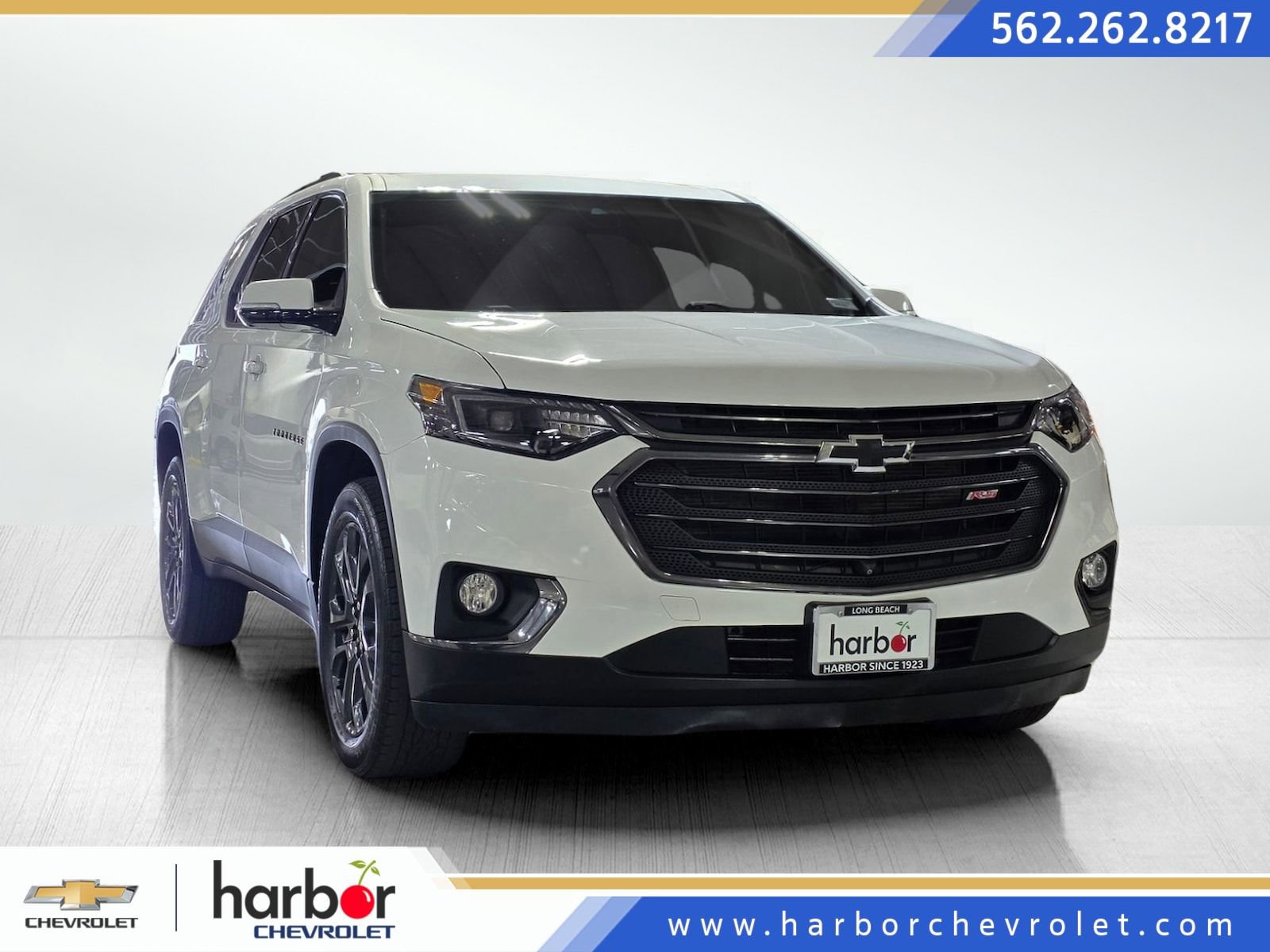 Used 2020 Chevrolet Traverse RS image 1