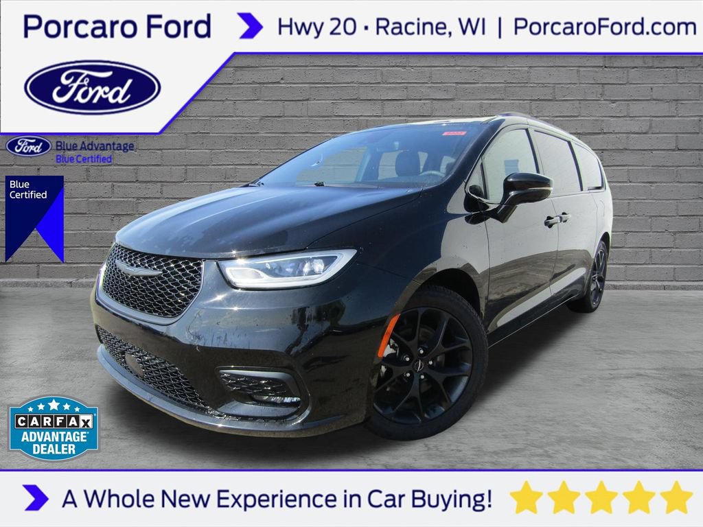 Used 2025 Chrysler Pacifica Limited