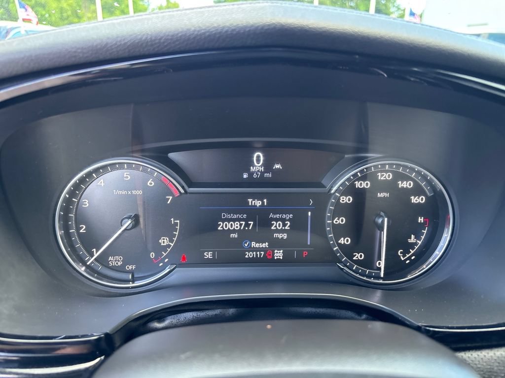 Used 2024 Cadillac XT6 Luxury w/ LPO, Floor Liner Package AWD/4WD image 8