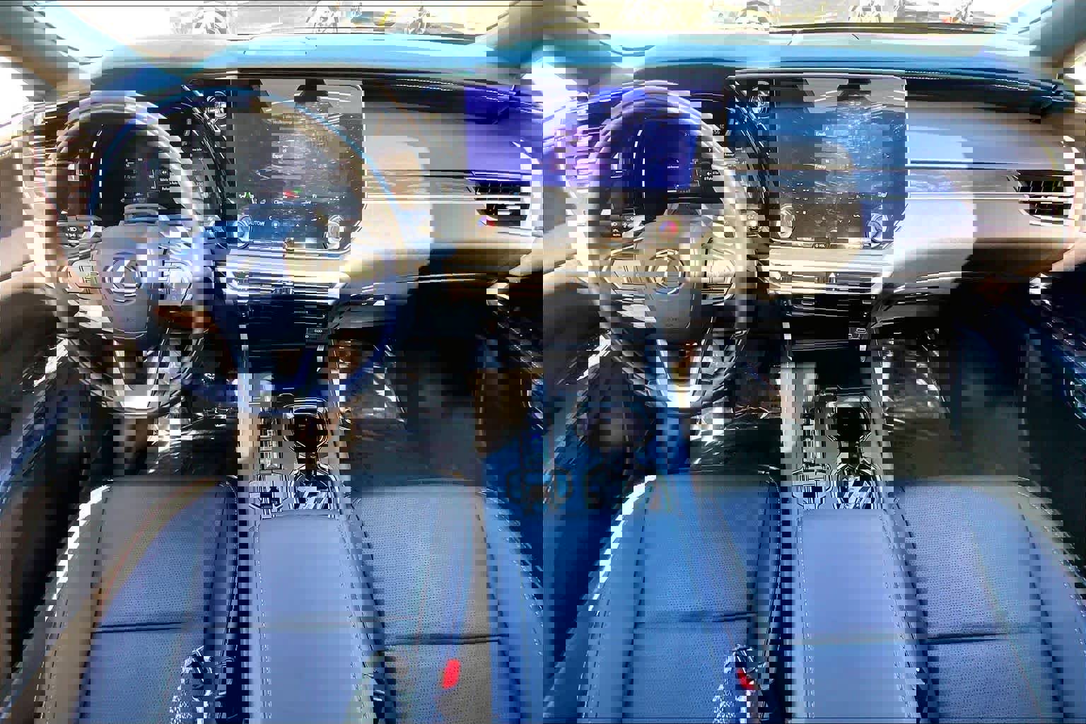 Used 2025 Lexus RX 350 Premium Plus w/ Convenience Package image 16