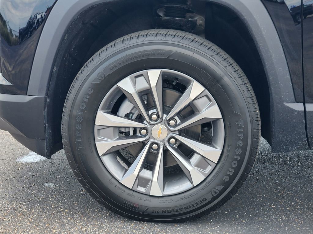 New 2026 Chevrolet Equinox LT w/ LPO, Floor Liner Package image 7