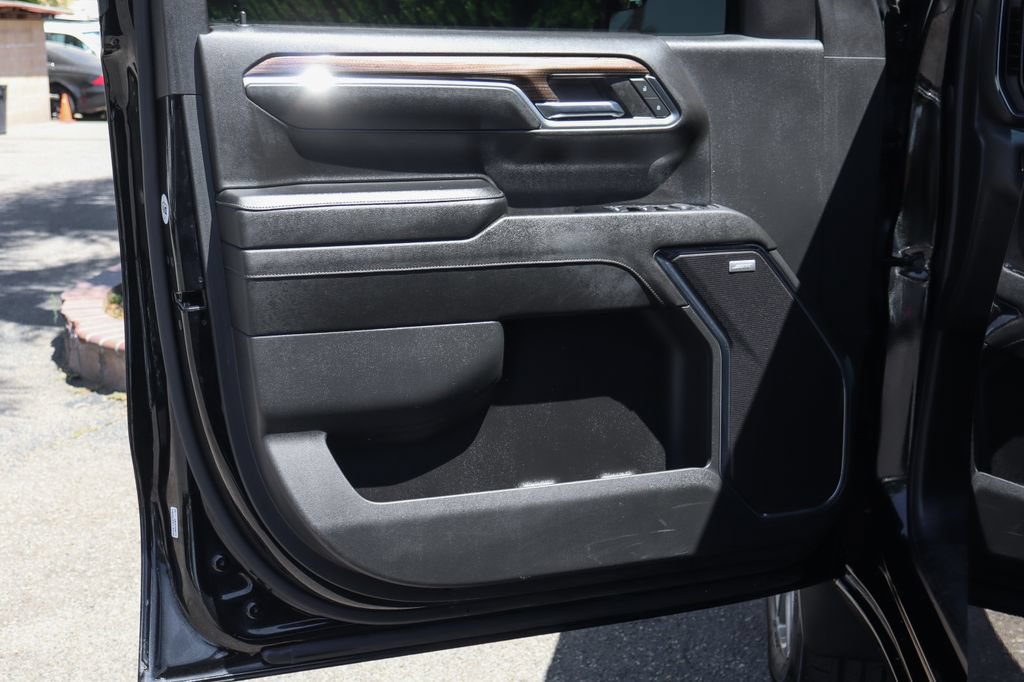 Used 2024 Chevrolet Silverado 1500 RST w/ All Star Edition Plus AWD/4WD image 17