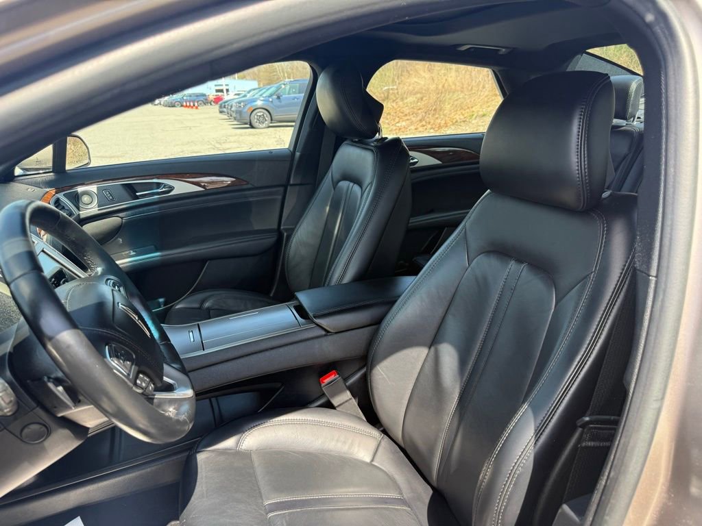 Used 2019 Lincoln MKZ Reserve w/ Reserve Plus Package image 48