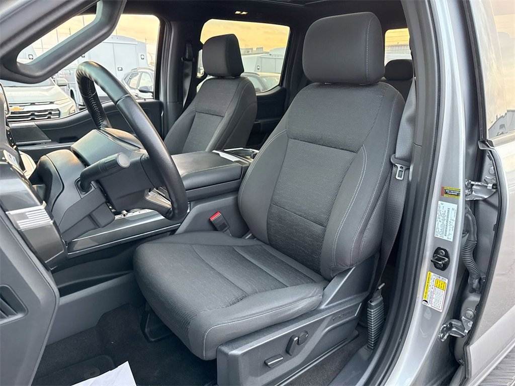 Used 2022 Ford F150 XLT w/ Equipment Group 302A High image 11