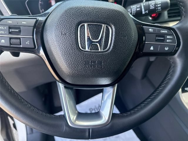 Used 2023 Honda Pilot EX-L image 9