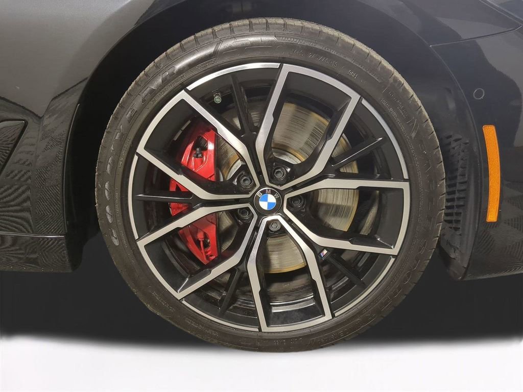 Used 2023 BMW 540i w/ M Sport Package image 11