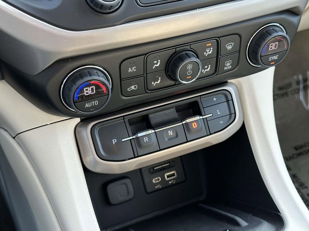 Certified 2023 GMC Acadia Denali w/ Denali Ultimate Package image 32